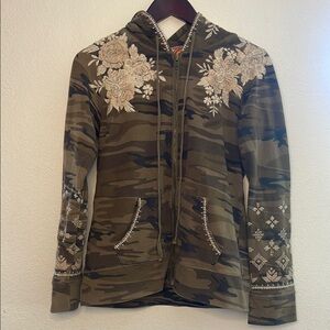 JOHNNY WAS COLLECTION Embroidered Camouflage Women's Jacket - small